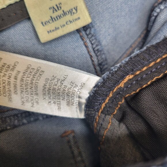 Democracy Ab Technology Women's Size 6 Jeans Raw Hem - Picture 7 of 8
